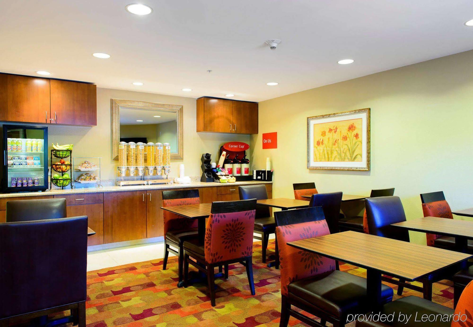 ทาวน์เพลซ สวีท โบวี ทาวน์ เซ็นเตอร์ Hotel ภายนอก รูปภาพ